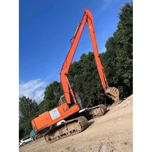 2020 هيتاشى ZX240-6-46452627