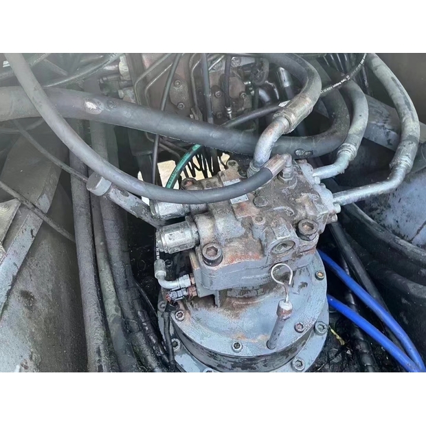 2020 هيتاشى ZX240-6-46452631