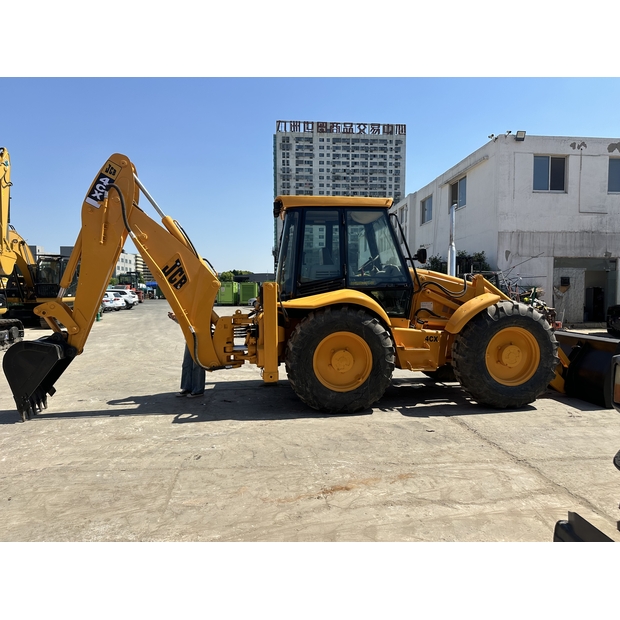 2022 JCB 4CX-46452811