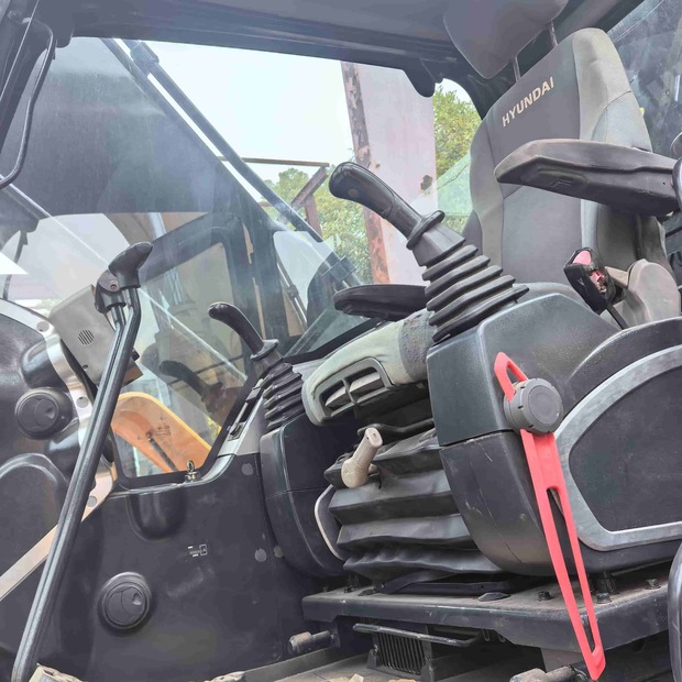 2023 Hyundai 220LC-95-46452925