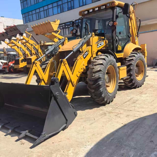 2021 JCB 4CX-46452936