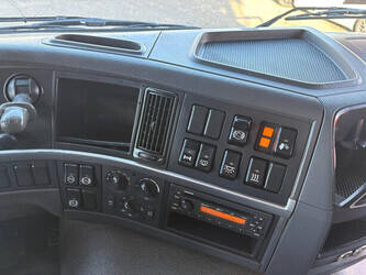 2011-volvo-fmx-1440030-46453241