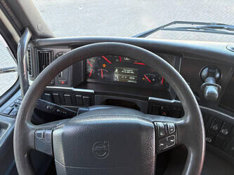 2011-volvo-fmx-1440030-46453243