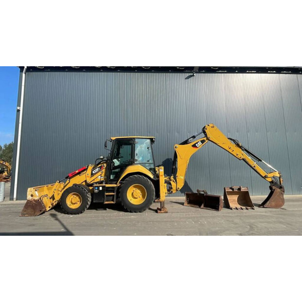 2017 Caterpillar 432F2-46453334