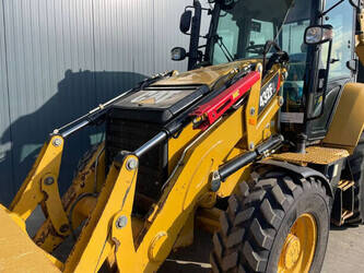 2017-caterpillar-432f2-1440099-46453345