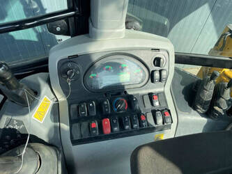 2017-caterpillar-432f2-1440099-46453379