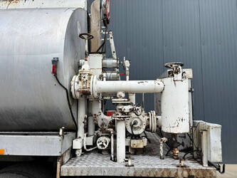 2000-renault-rincheval-1440102-46453438