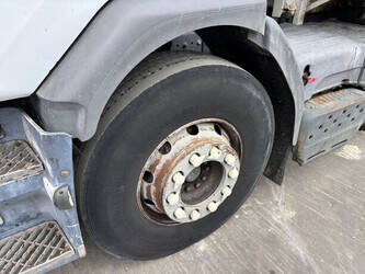 2000-renault-rincheval-1440102-46453444