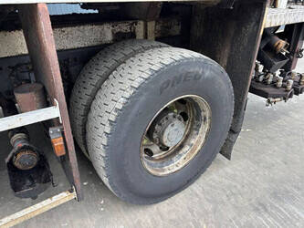 2000-renault-rincheval-1440102-46453445