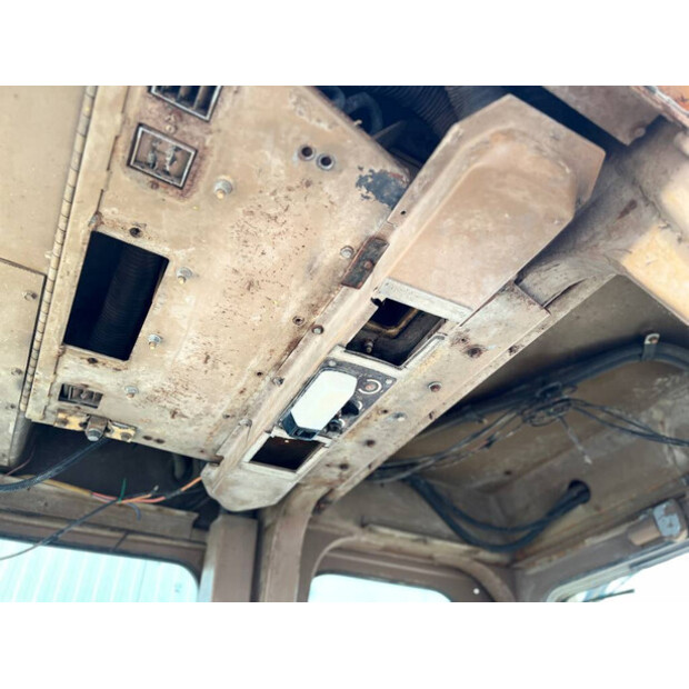 1984 Caterpillar D7G-46454782