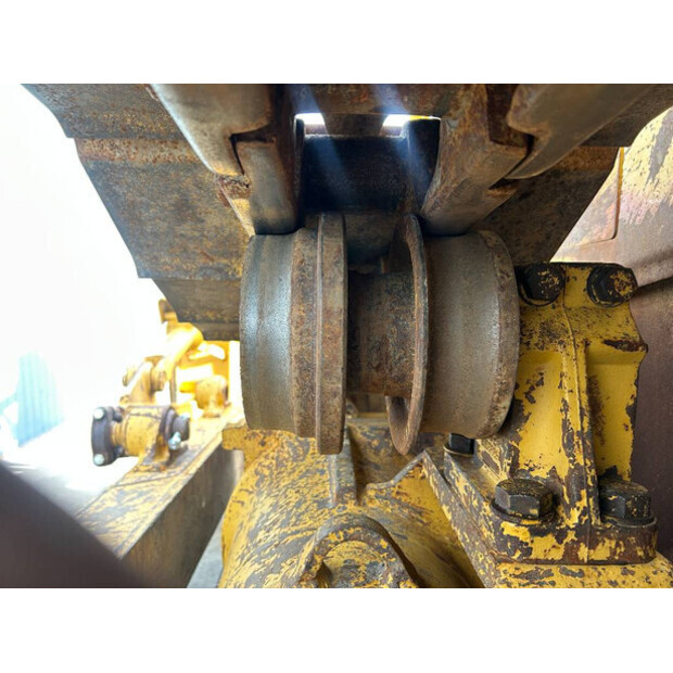 2005 Caterpillar D7RII-46454823