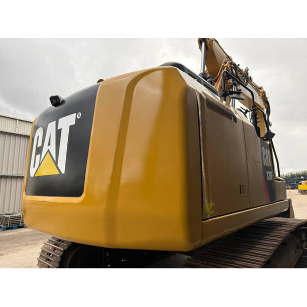 2016 Caterpillar 320FL-46455016