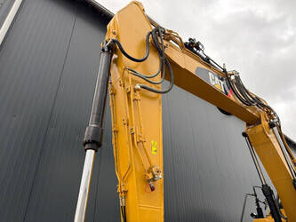 2016-caterpillar-320fl-1440257-46455027