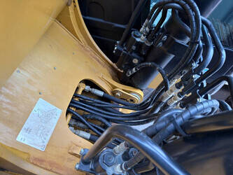 2016-caterpillar-320fl-1440257-46455030