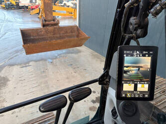 2019-caterpillar-323-1440258-46455120