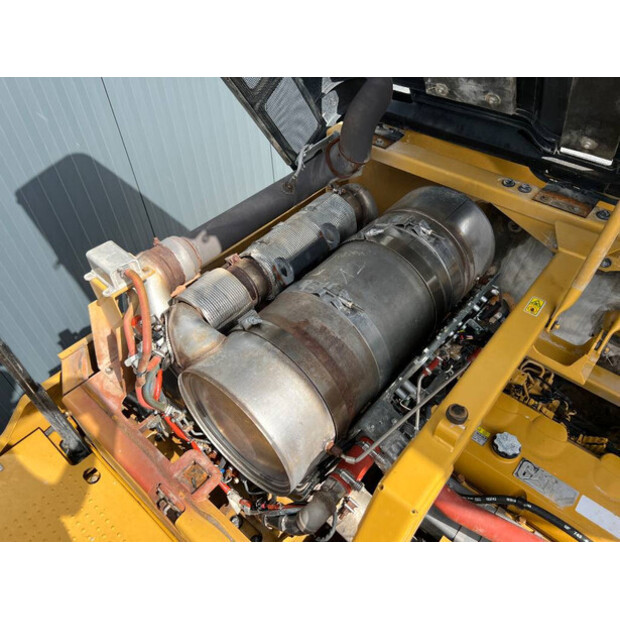 2017 Caterpillar 352F-46455355