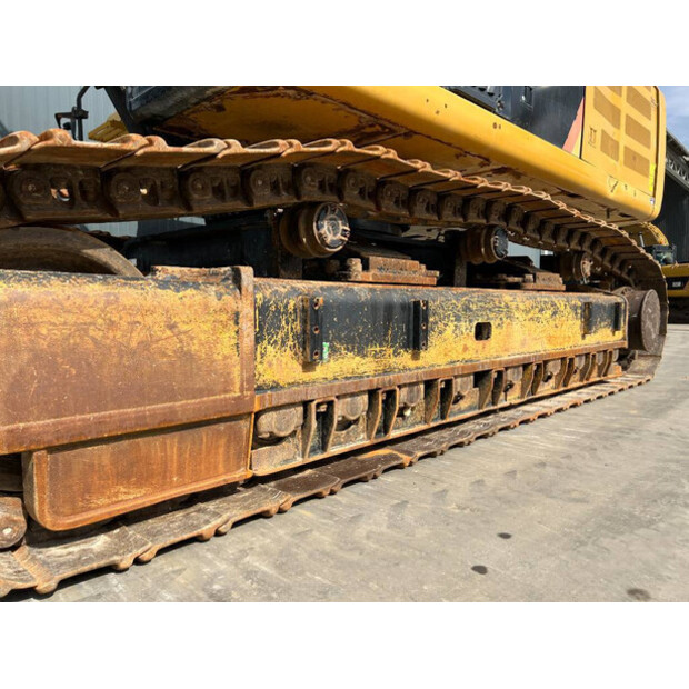 2017 Caterpillar 352F-46455360