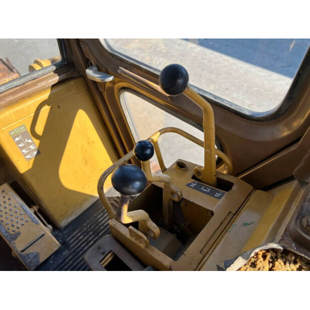 1986 Caterpillar 953-46455680