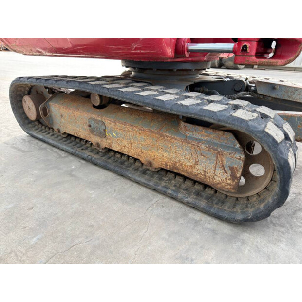 2017 TAKEUCHI TB230-46455846