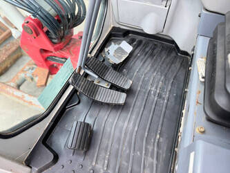 2017-takeuchi-tb230-1440274-46455853