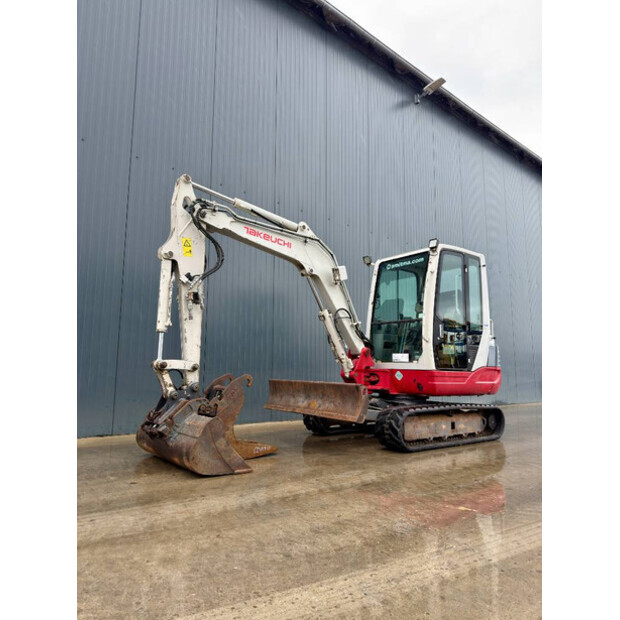 2010 TAKEUCHI TB235-46455867