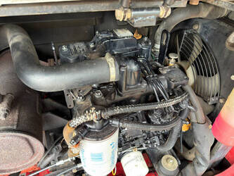 2010-takeuchi-tb235-1440275-46455904