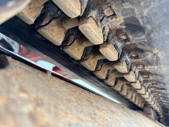 2010-takeuchi-tb235-1440275-46455916