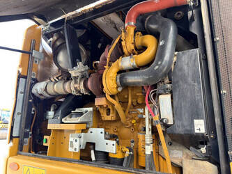 2017-caterpillar-m315f-with-oilquick-46456247