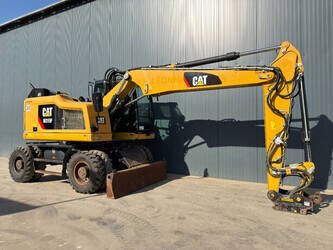 2017-caterpillar-m315f-with-oilquick-46456273