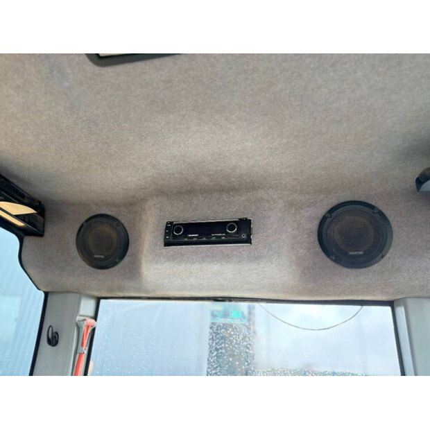 2015 كاتربيلر M318F-46456367