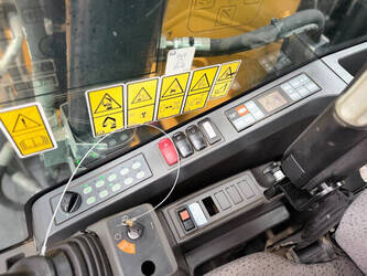 2015-caterpillar-m318f-1440285-46456425