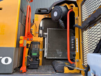 2016-volvo-ewr150e-1440288-46456541