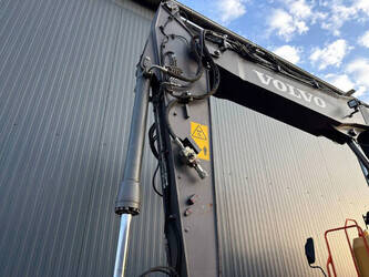 2016-volvo-ewr150e-1440288-46456553