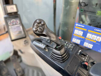 2016-volvo-ewr150e-1440288-46456566