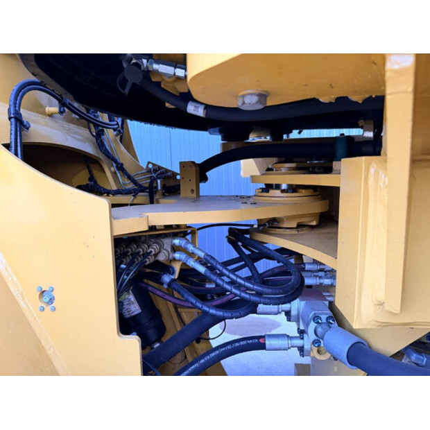 2015 Caterpillar 962M-46456681