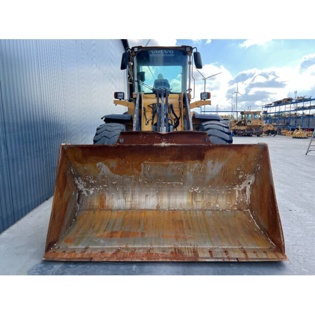 2004 فولفو L60E-46456867