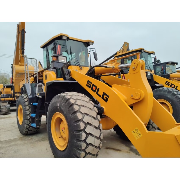 2025 SDLG LG956L-46456957