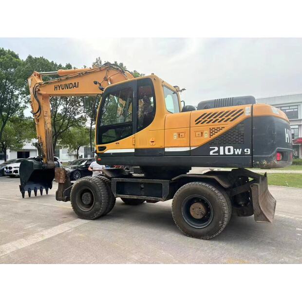 2023 Hyundai R210W-46456994