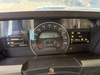 2016-volvo-fh-1440336-46457225