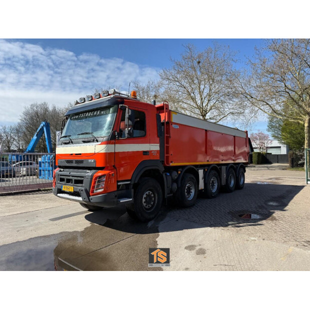 2016 فولفو FM-46457262