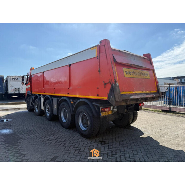 2016 فولفو FM-46457274