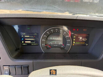 2016-volvo-fm-1440339-46457286