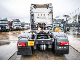 2016-man-tgx-18-480-1440343-46457553