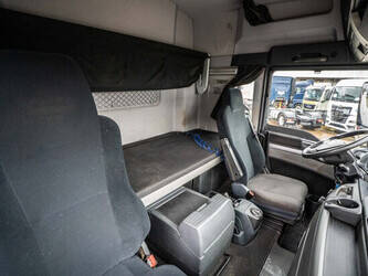 2016-man-tgx-18-480-1440343-46457559