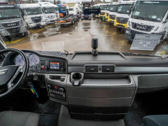 2016-man-tgx-18-480-1440343-46457561