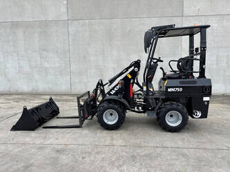 2025-wolf-mini-750-1440346-46457755