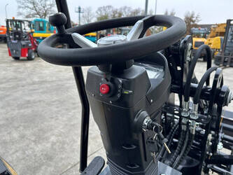 2025-wolf-mini-750-1440346-46457782