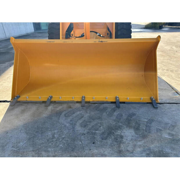 2025 KUL ZL936-46457795