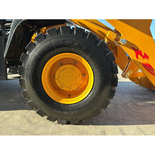 2025 KUL ZL936-46457801