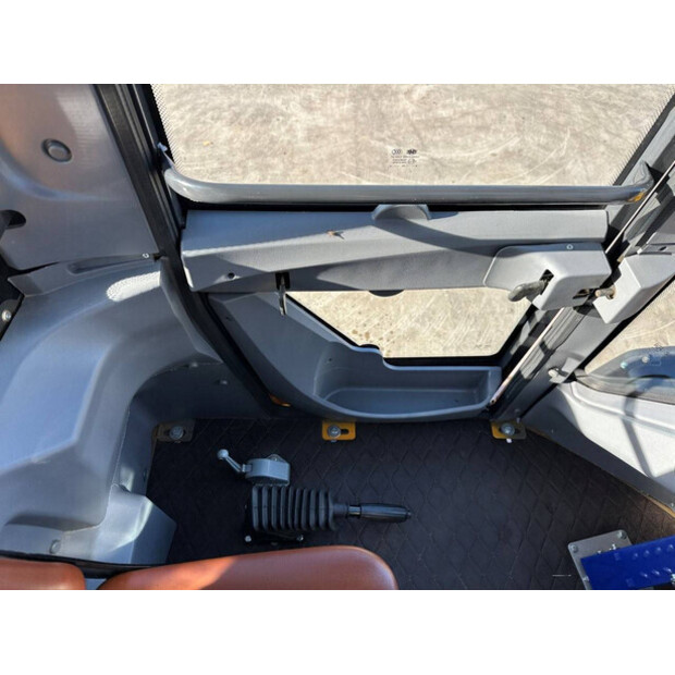 2025 KUL ZL936-46457813